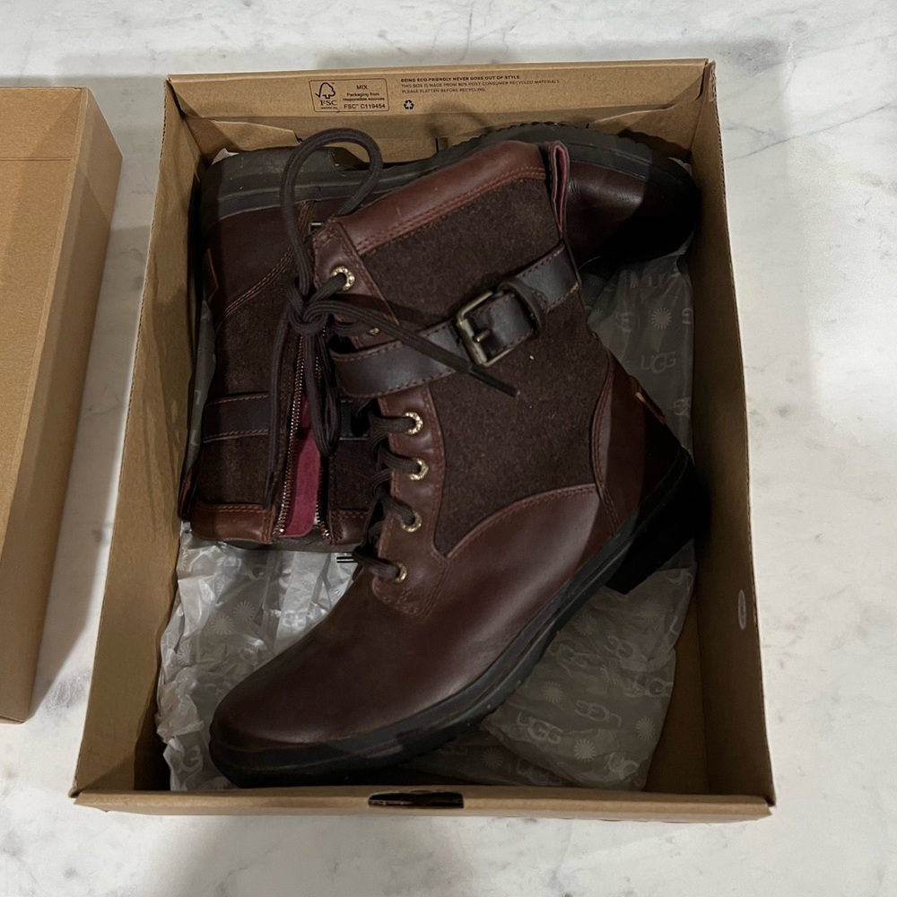 UGG Women’s Kesey Boot